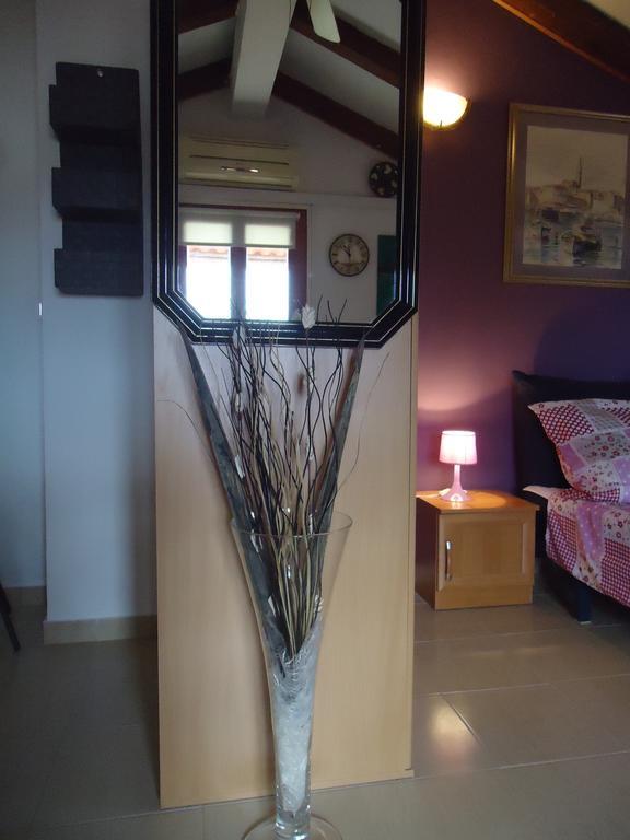 Studio Apartment Nera Rovinj Zimmer foto